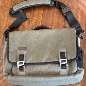 Functional AND Stylish Timbuk 2 Messenger/Computer Bag & Briefcase